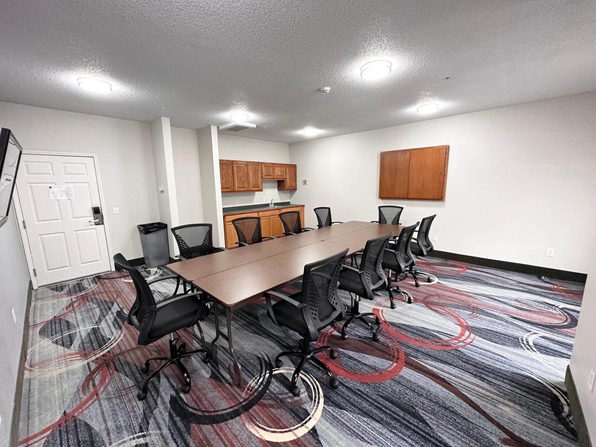 Mainstay Suites Madison Airport Exterior photo